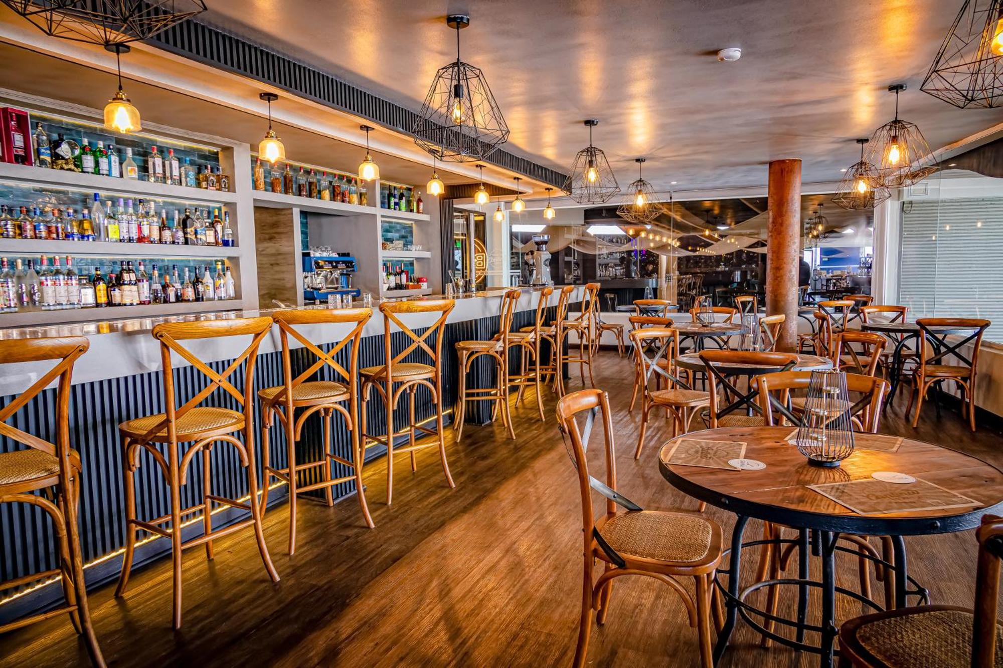 Hotel Gavina Costa Mar 伊基克 外观 照片 The interior of the bar
