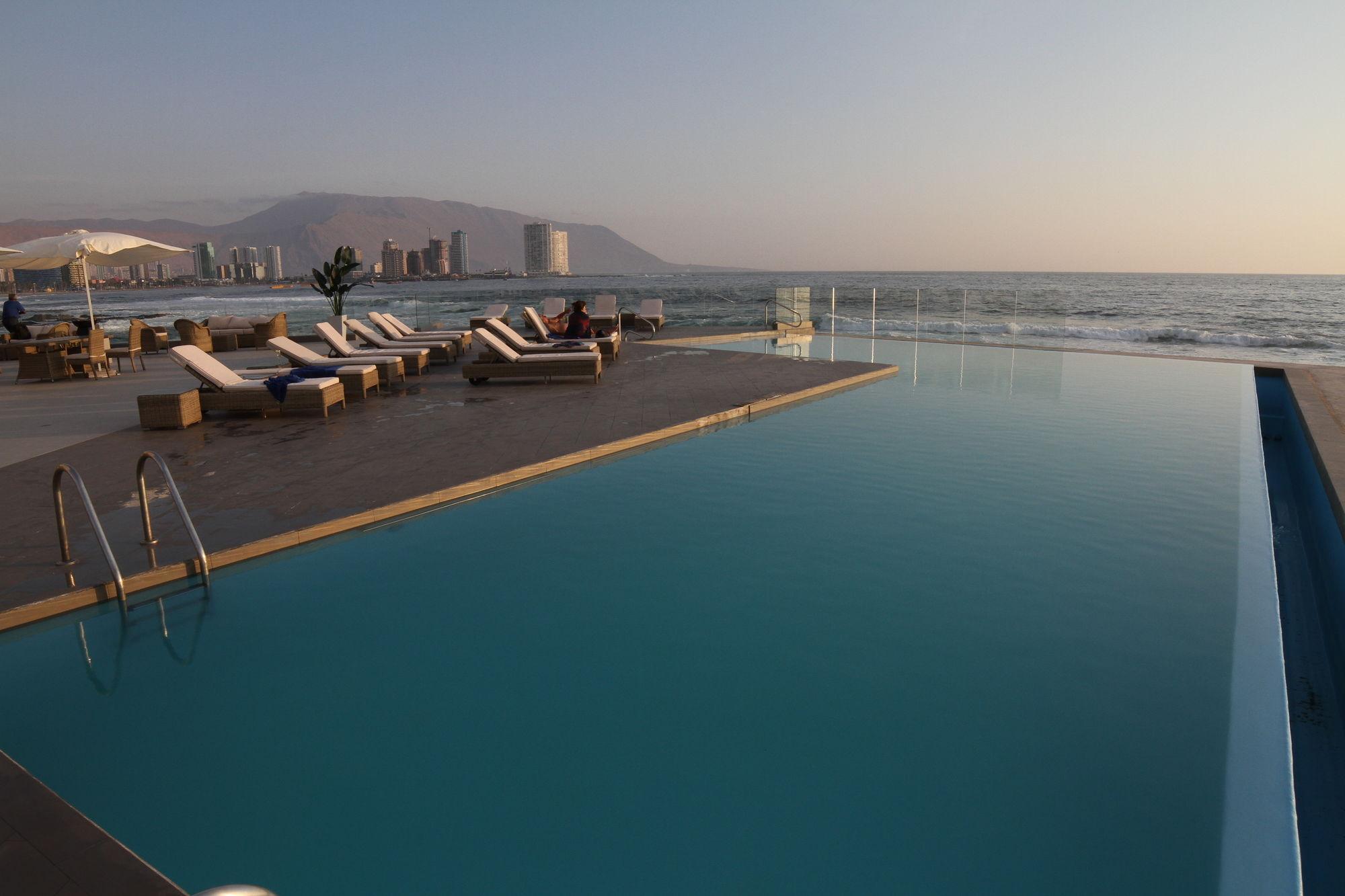 Hotel Gavina Costa Mar 伊基克 外观 照片 The pool at the Westin